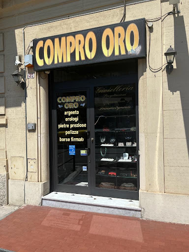 Compro Oro San Martino - Jewelry store in Genoa, Italy