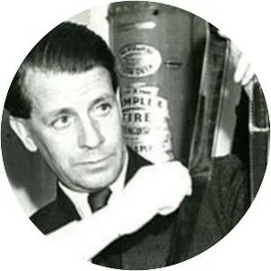 Compton Bennett - English film director