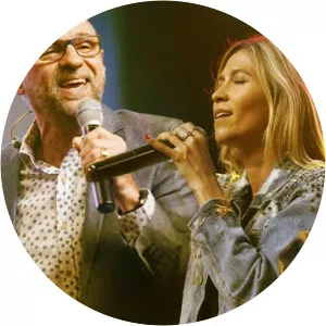 ministério unção ágape comunidade evangélica internacional da zona sul - Musical ensemble