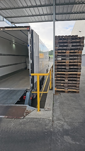 CONDE FERNANDEZ HERMANOS / CENTRO LOGISTICO DE CAMBRE