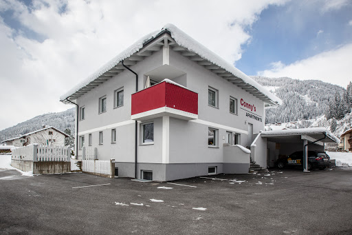 Conny's Apartments - 