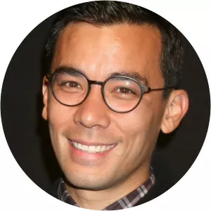 Conrad Ricamora