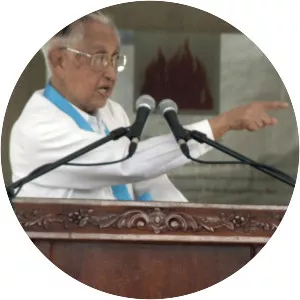 Conrado Estrella Sr.