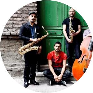 roberto lecaros contracuarteto