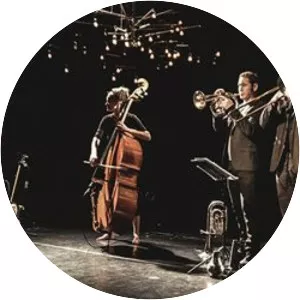 Contrebrassens - Album by Pauline Dupuy