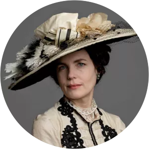 Cora Crawley, Countess of Grantham photograph