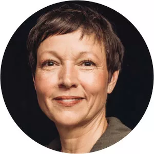 Corinna Waldbauer - Actress