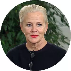 Cornelia Kazis - Journalist