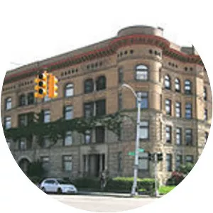 Coronado Apartments - Apartment in Detroit, Michigan