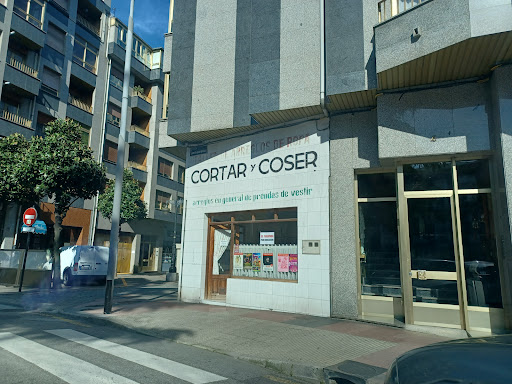 Cortar Y Coser - Sewing shop in Mieres del Camino, Spain