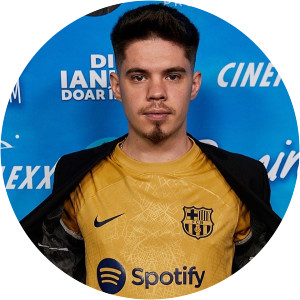 Costi Max - YouTuber