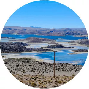 Cotacotani Lake - Lake in Chile