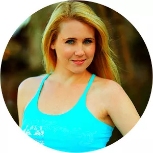 Courtney Farnsworth - Stunt performer