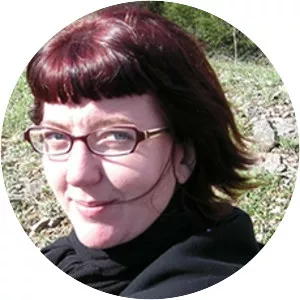 Crina Archer - Author