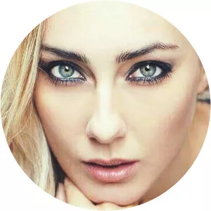 Cristel Carrisi - Singer-songwriter