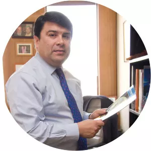 Cristián Campos Jara