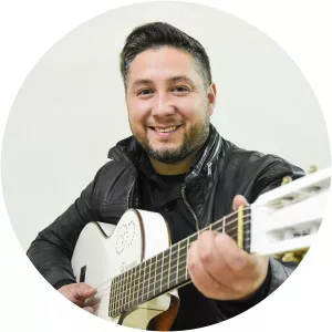 Cristian Soloa Musician
