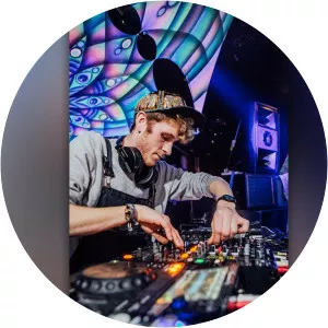 Cronyx - Musical artist