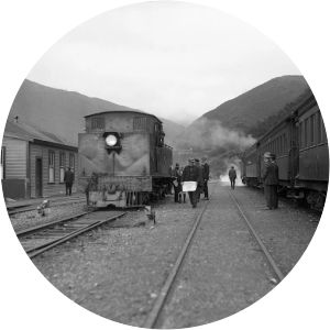 Cross Creek railway station - 