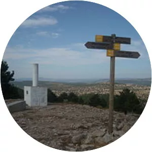 Cross of the Three Kingdoms - 