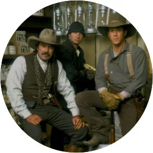 Crossfire Trail - 2001 ‧ Adaptation/Television ‧ 1h 35m