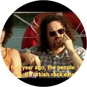 Crossing the Bridge: The Sound of Istanbul - 2005 ‧ Music/Musical ‧ 1h 30m