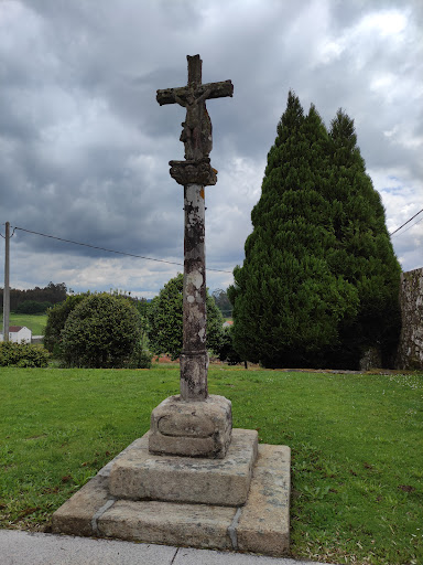 Cruceiro de Ons - Sculpture in Spain