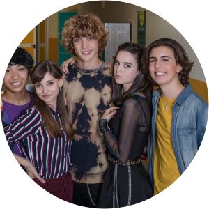 crush la storia di stella - 2022 ‧ 1 season