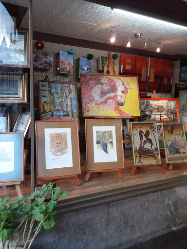 Cuadros Marvall - Picture frame shop in Mieres del Camino, Spain