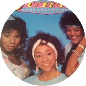 Curtie and the Boombox