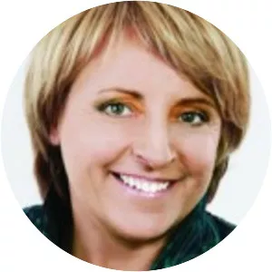 Cvetka Zalokar Oražem