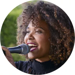 Cynthia Abraham - Singer