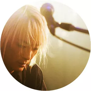 D. I. E. - Japanese keyboard player