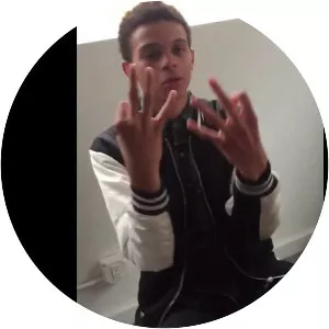 D Savage 3900 - Musical artist