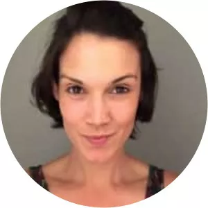 Dahlia Legault - TV actor