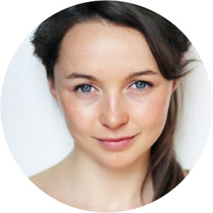 Daisy Hughes - Actress