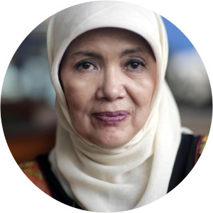 Damayanti Noor