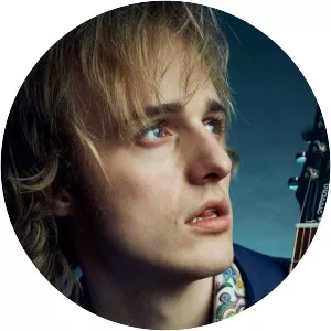 Damon Mitchell - Singer