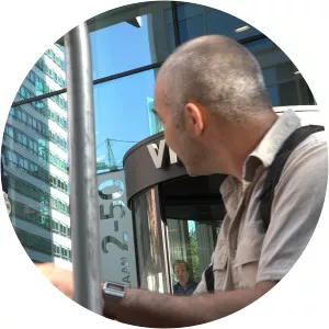 Dan Geesin - Musical artist