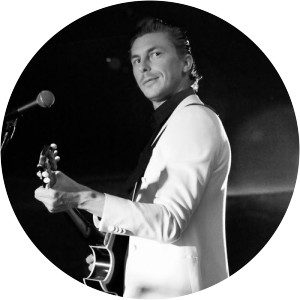 Dan Keyes - Musician