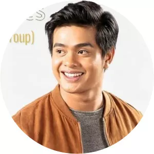 Dan Ombao photograph