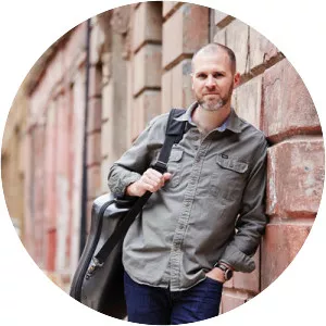 Dan Shout - Musical artist