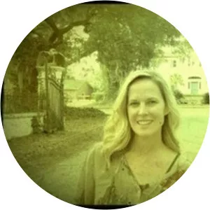 Dana Buffone photograph