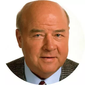 Dana Elcar - American television actor