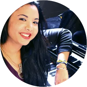 Danaë Olano - Musician