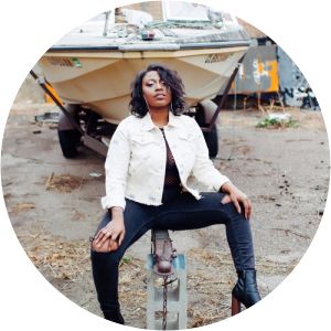 Danae Simone - Singer