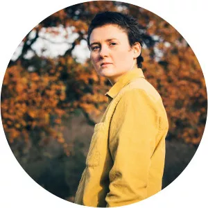 Dani Larkin - Singer