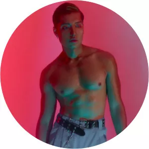 dani ride jonah xiao