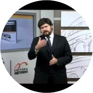 Daniel Amorim Assumpção Neves - Author