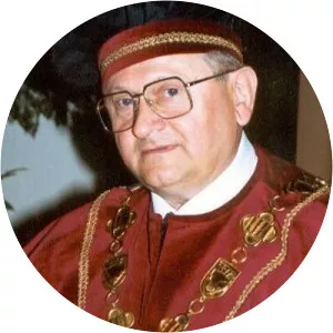 daniel kluvanec - Author